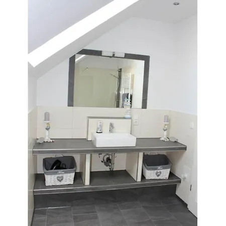With 2 Bedrooms Upgant-Schott